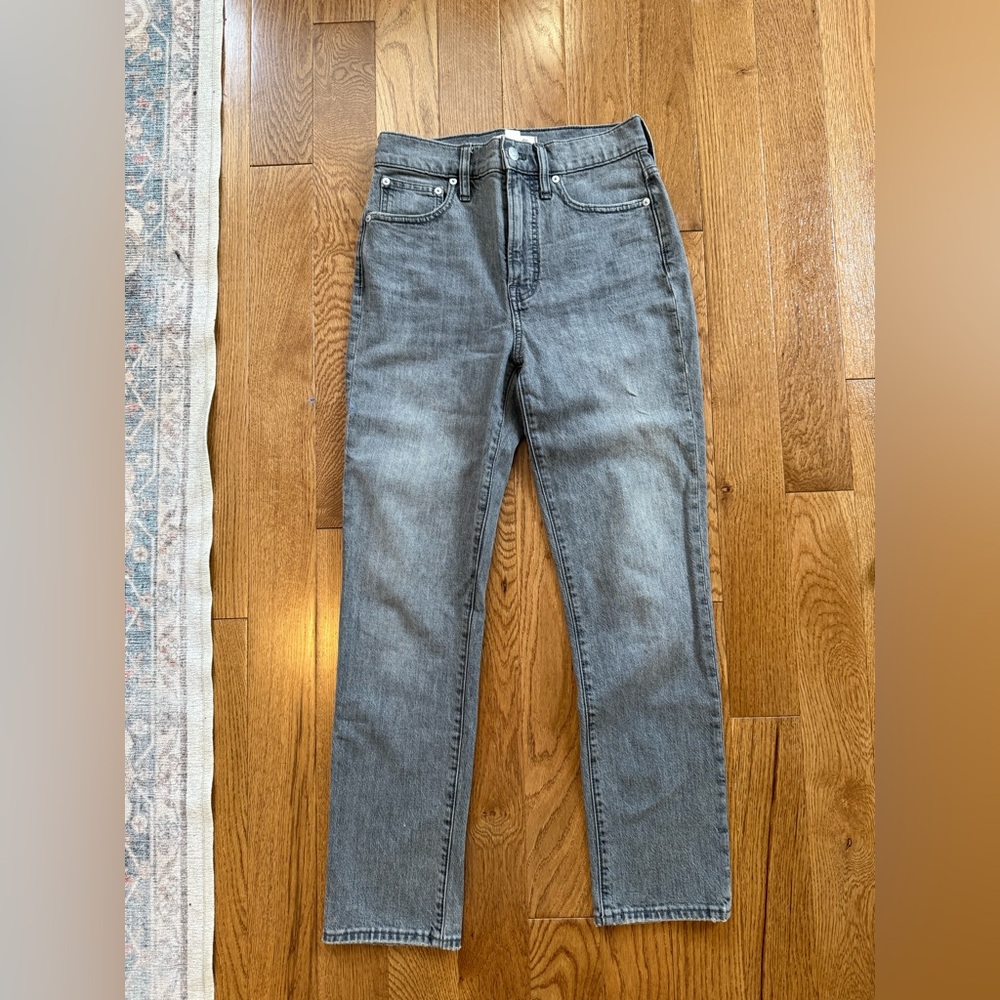 Madewell “The Perfect Vintage Jean” in Charcoal Denim Jeans, size 26